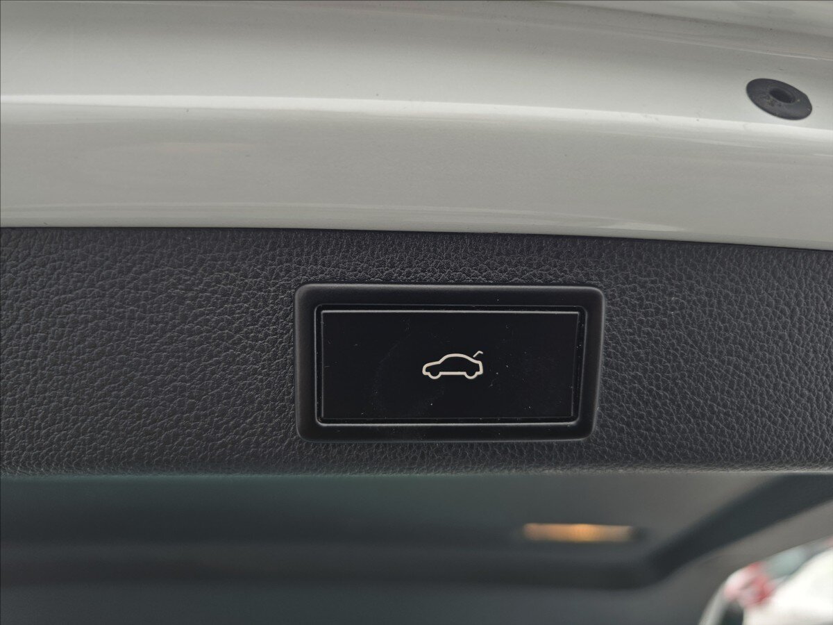 Škoda Superb Kombi 2,0 l 140 kw