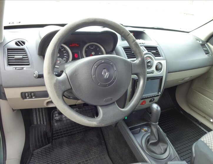 Renault Mégane Hatchback 1,4 l 72 kw