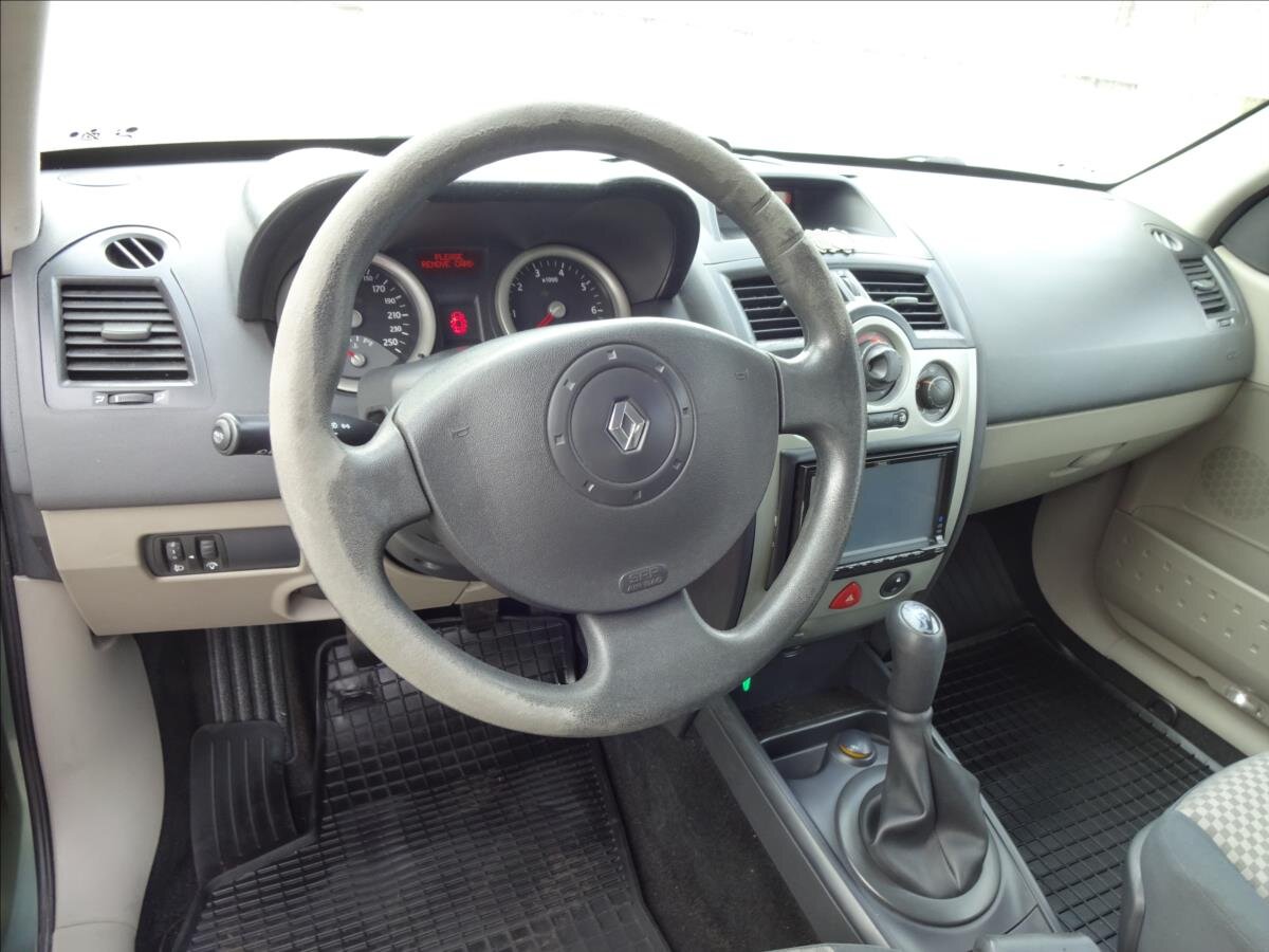 Renault Mégane Hatchback 1,4 l 72 kw