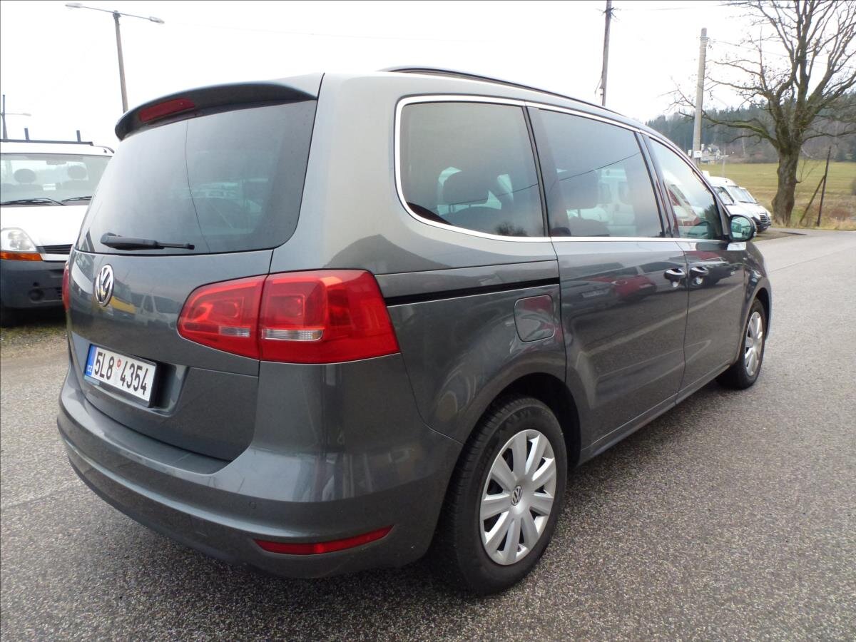 Volkswagen Sharan Kombi 2,0 l 125 kw