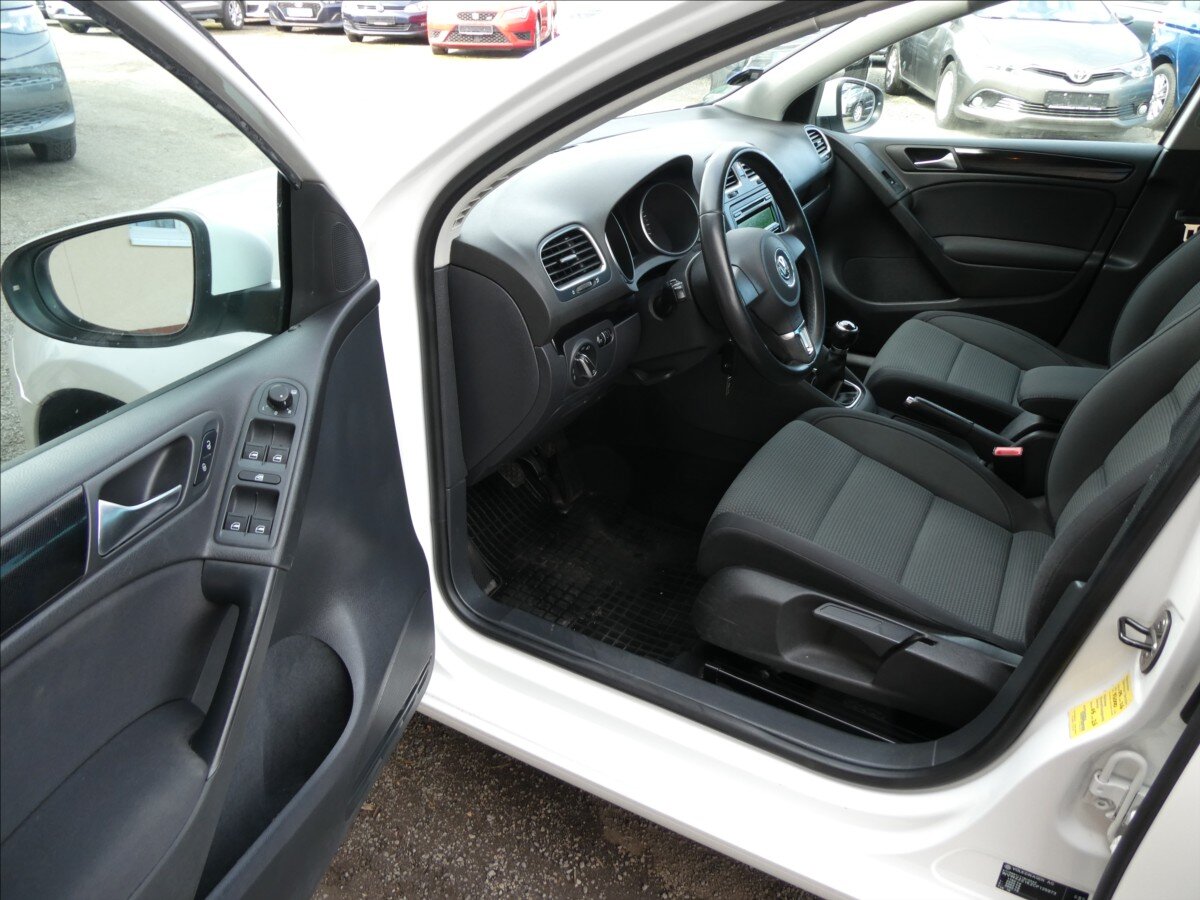 Volkswagen Golf Hatchback 1,2 l 63 kw