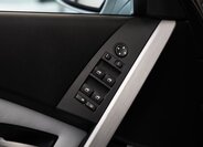 BMW M5 Sedan / Limuzína 5,0 l 373 kw
