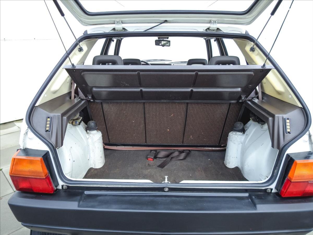 Škoda Favorit Hatchback 1,3 l 46 kw