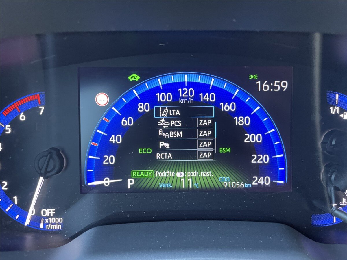 Suzuki Swace Kombi 1,8 l 72 kw