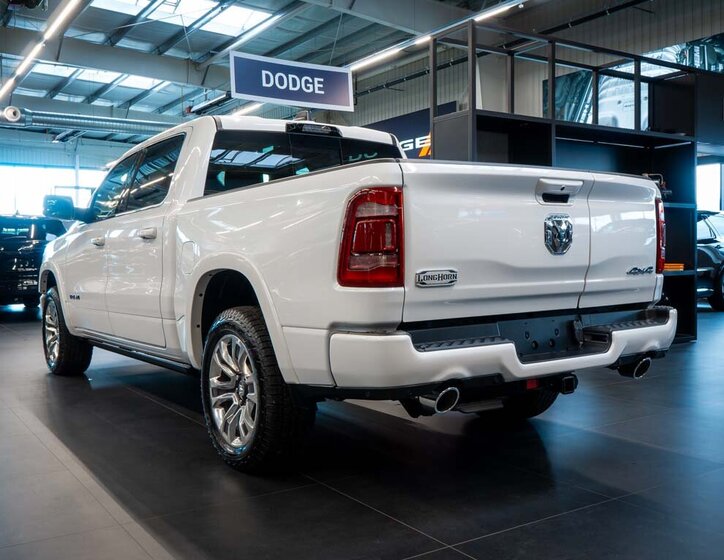 Dodge RAM Pick-up 5,7 l 291 kw