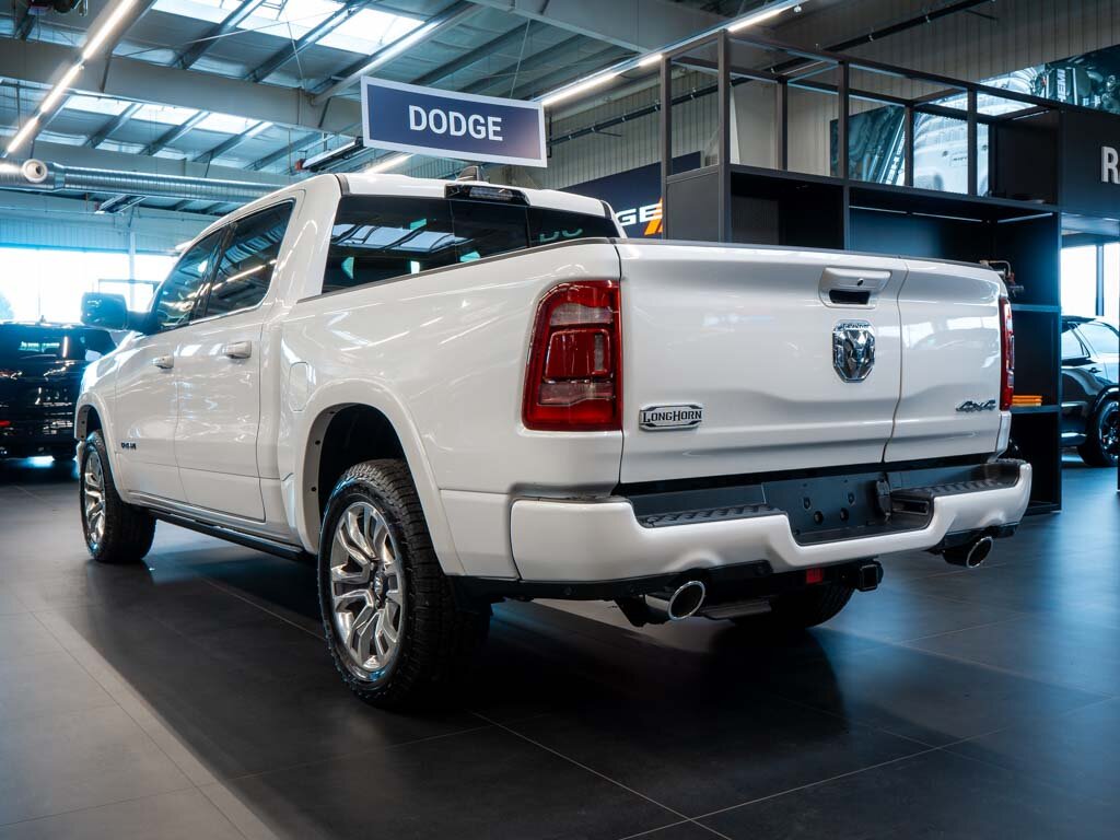 Dodge RAM Pick-up 5,7 l 291 kw