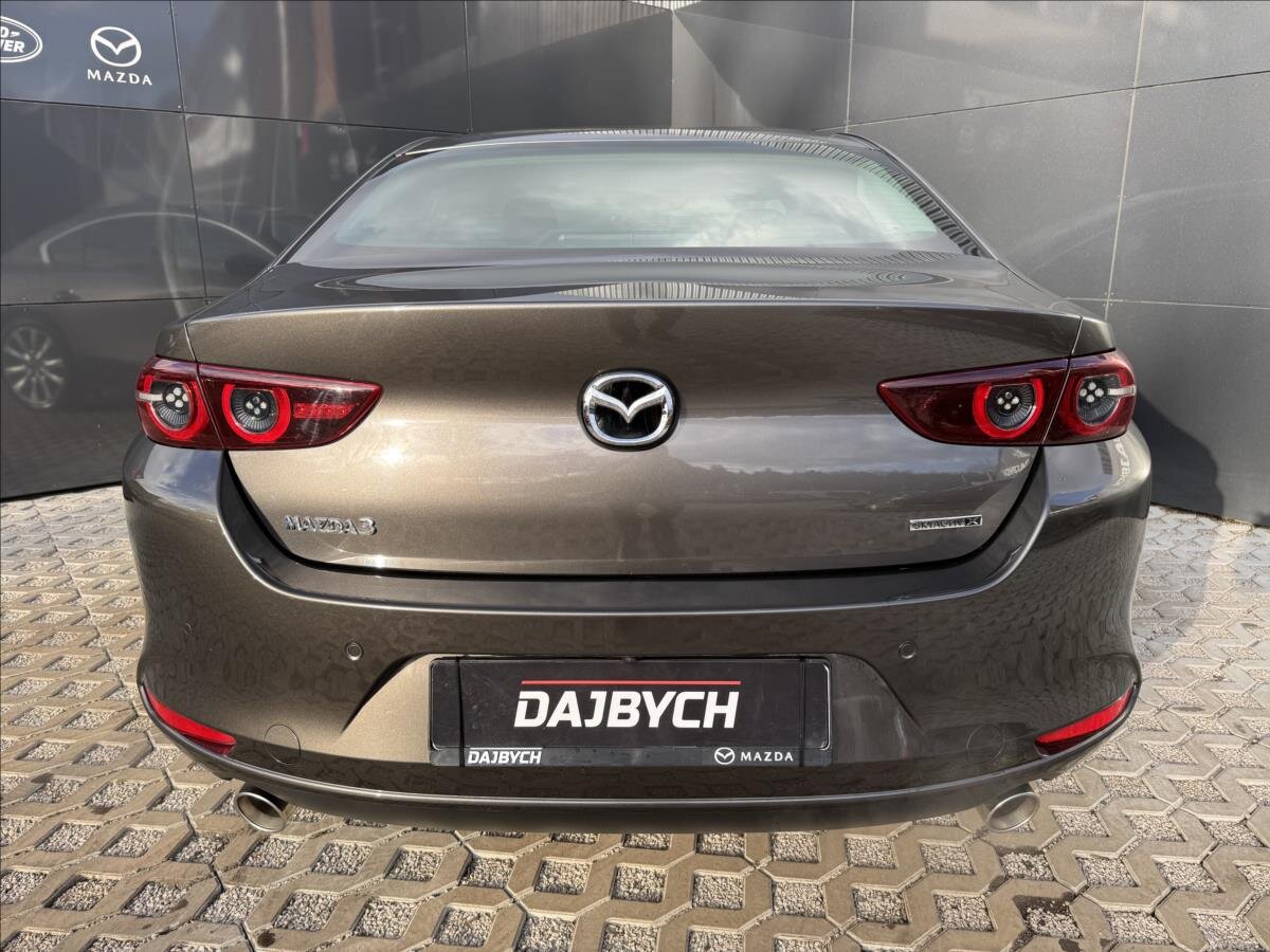 Mazda 3 Sedan / Limuzína 2,0 l 132 kw