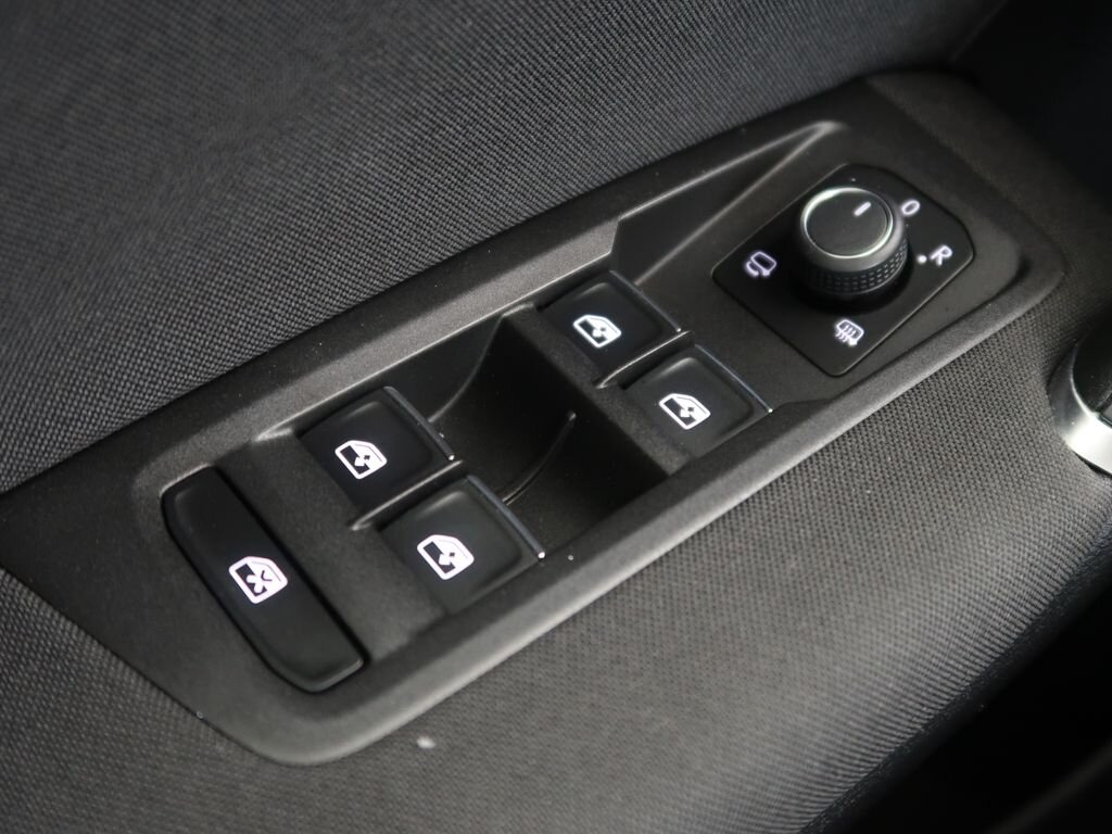 Volkswagen Touran Kombi 2,0 l 110 kw