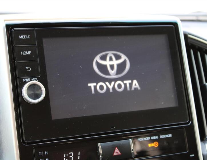 Toyota Land Cruiser 24