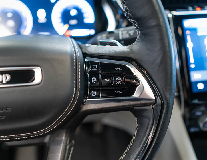 Jeep Grand Cherokee 20