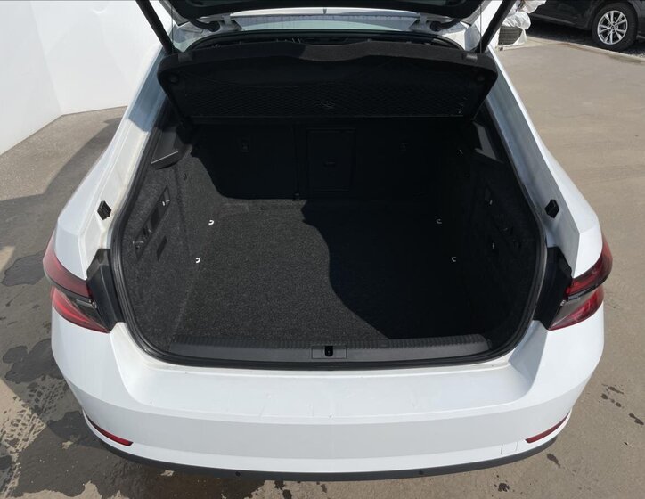 Škoda Superb Liftback 2,0 l 147 kw