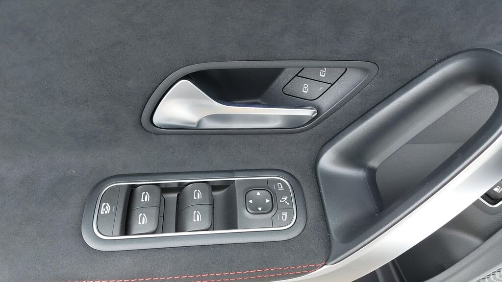 Mercedes-Benz CLA Kombi 1,3 l 120 kw