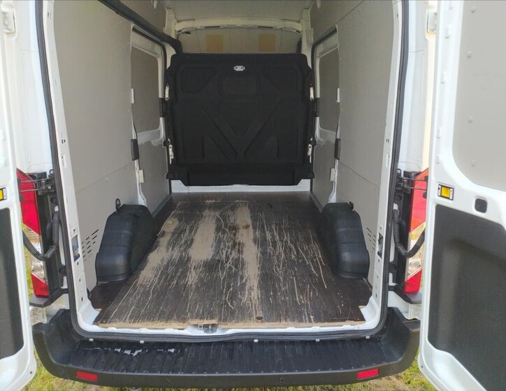 Ford Transit Skříň 2,0 l 96 kw