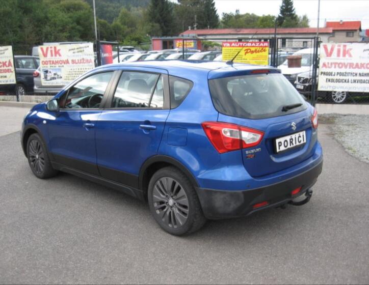 Suzuki SX4 S-Cross 5