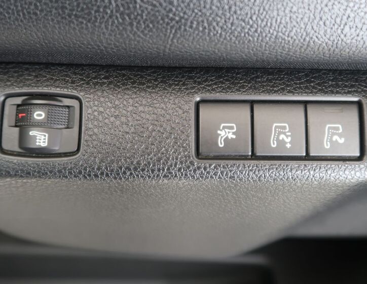 Peugeot Traveller 33