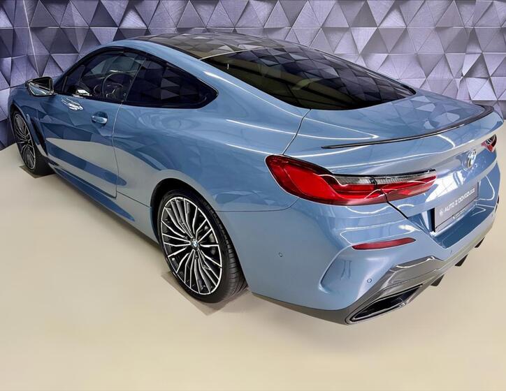 BMW Řada 8 5