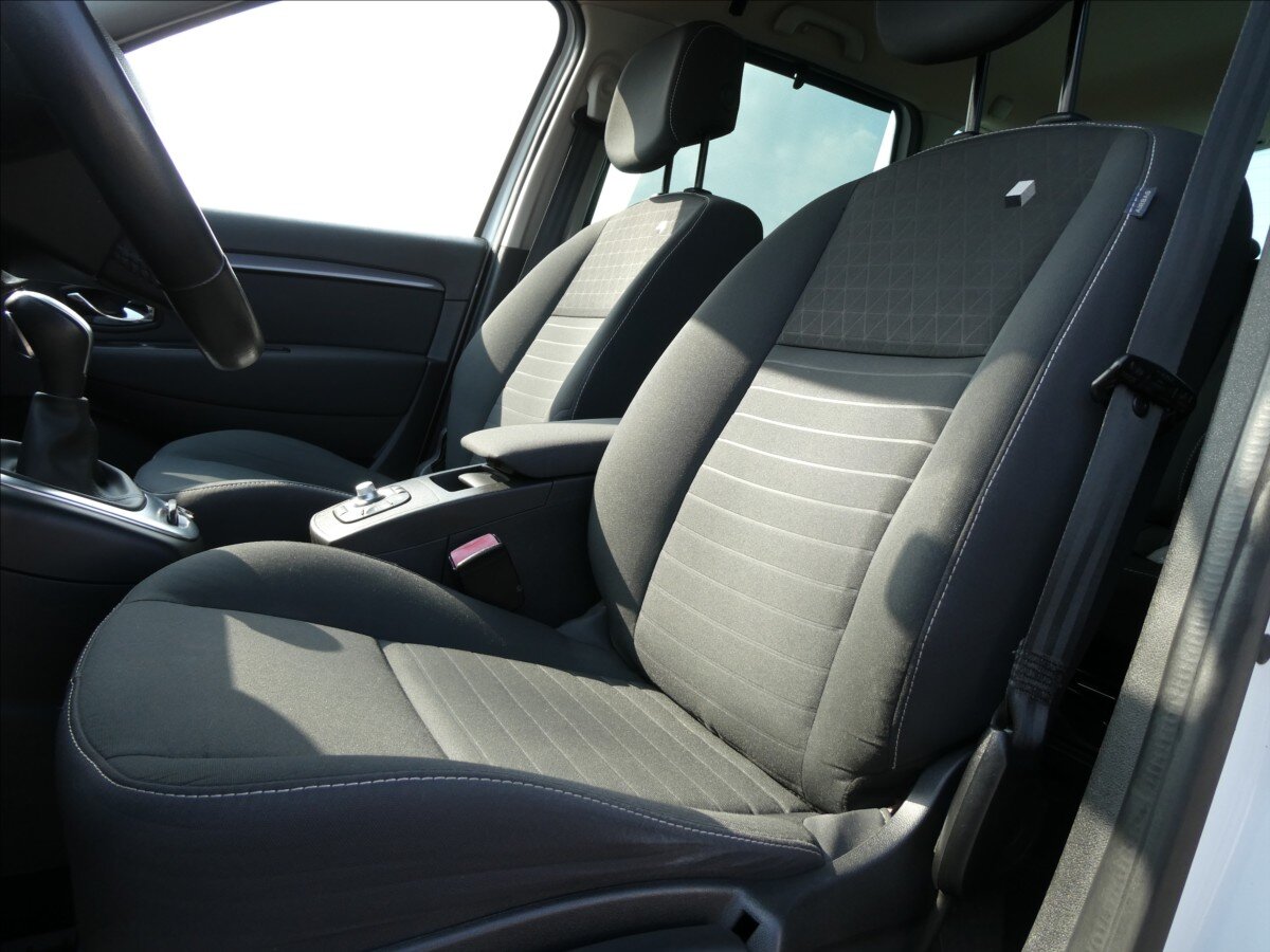 Renault Scénic MPV 1,5 l 81 kw