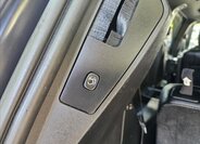 Lancia Voyager MPV 2,8 l 130 kw