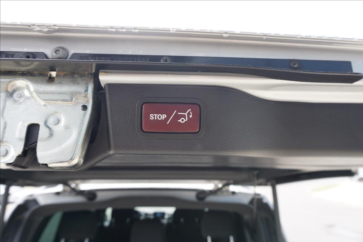 Mercedes-Benz Třídy V VAN-Minibus 2,0 l 174 kw