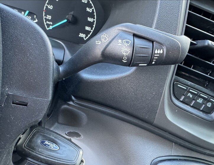 Ford Transit Custom Skříň 2,0 l 77 kw