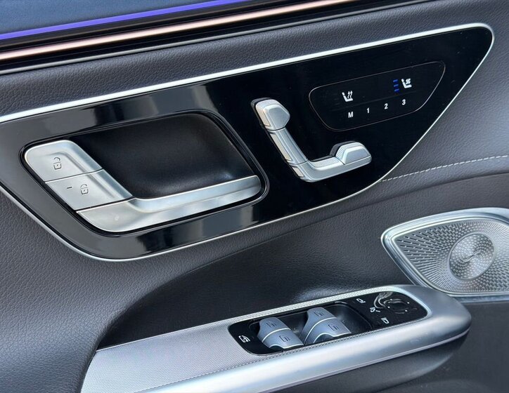 Mercedes-Benz EQE SUV / Terénní 0,0 215 kw
