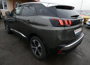 Peugeot 3008 SUV 1,6 l 121 kw