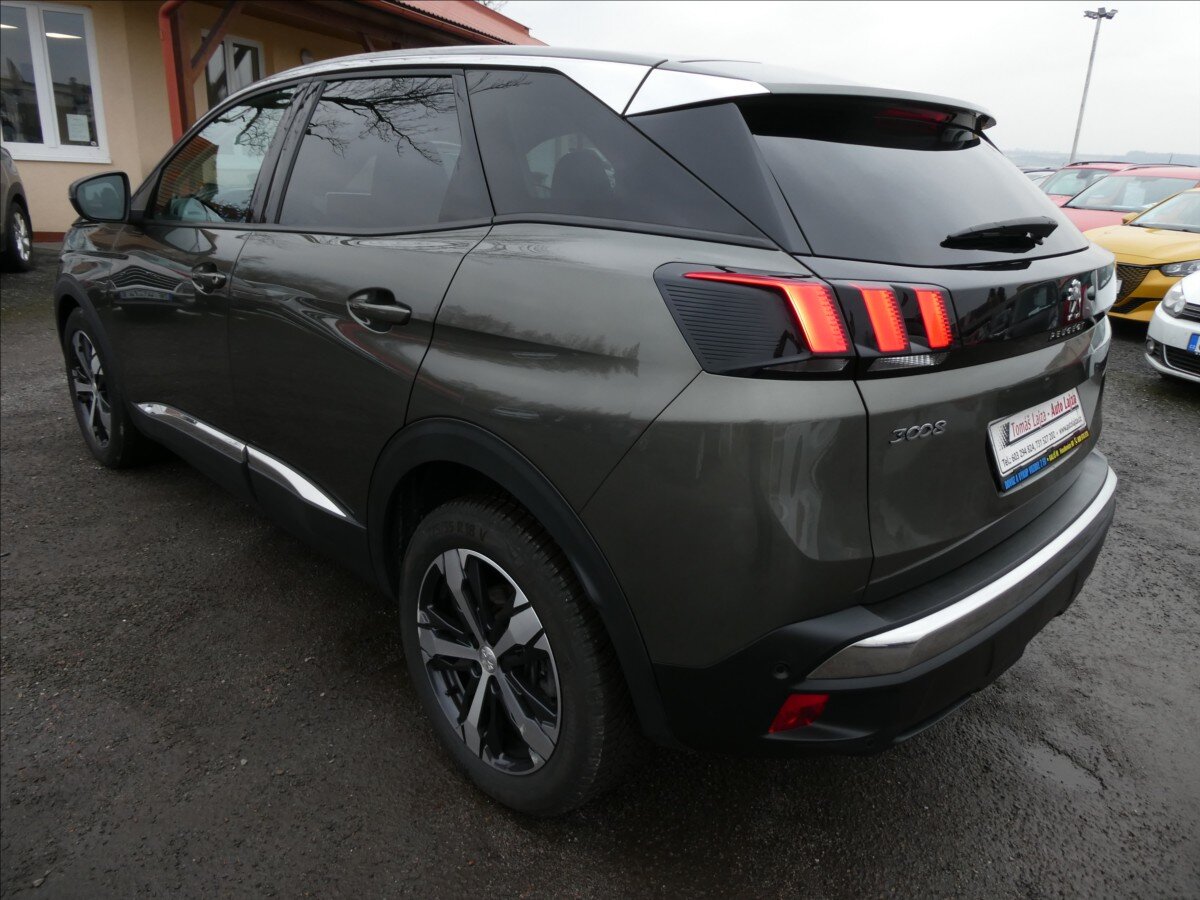 Peugeot 3008 SUV 1,6 l 121 kw