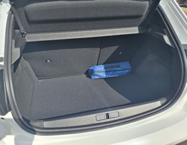 Peugeot 208 Hatchback 1,2 l 74 kw