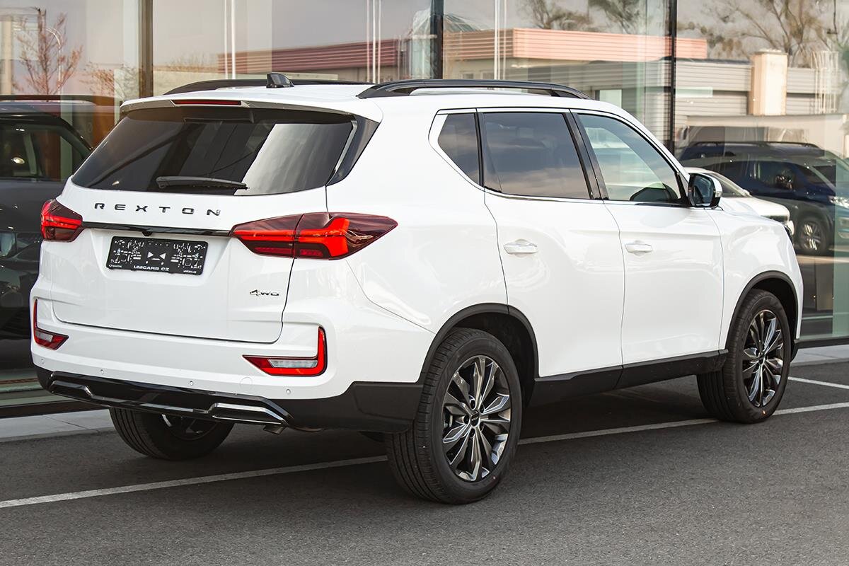 SsangYong Rexton SUV 2,2 l 149 kw