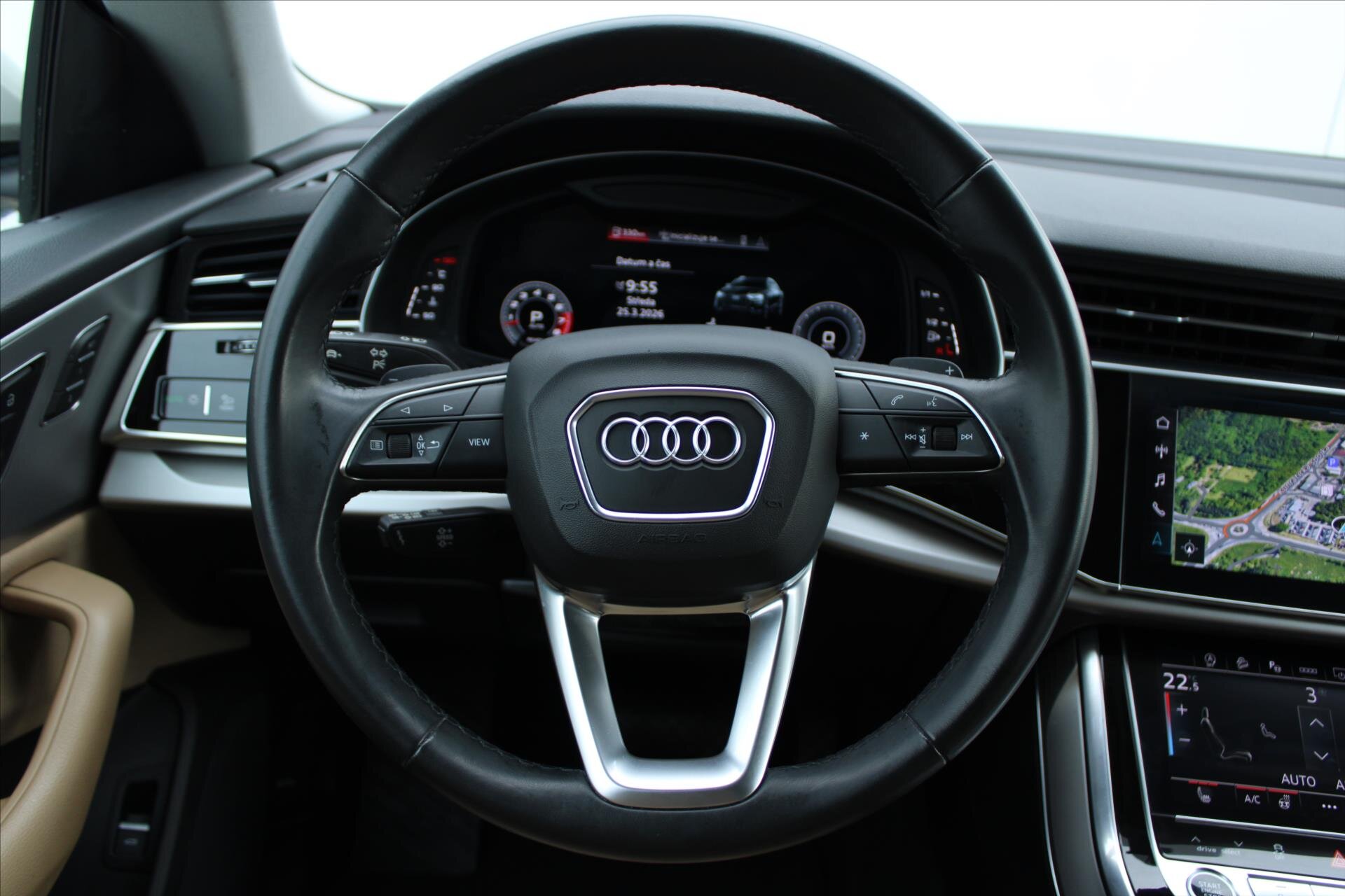 Audi Q8 SUV / Terénní 3,0 l 250 kw