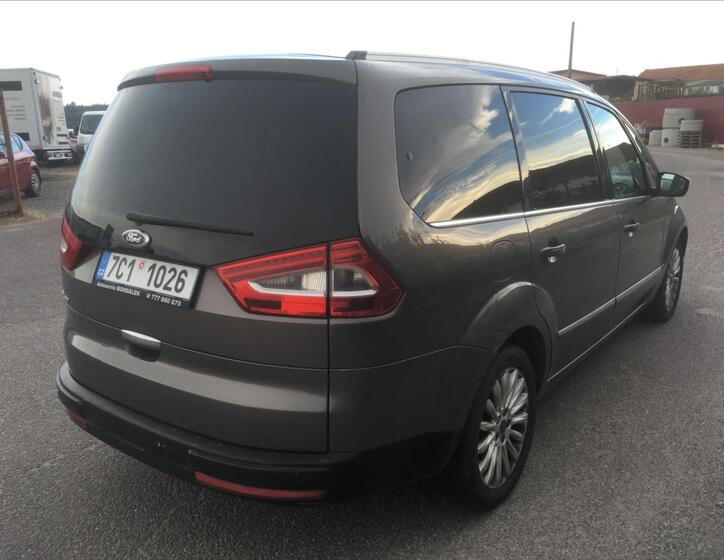 Ford Galaxy 6