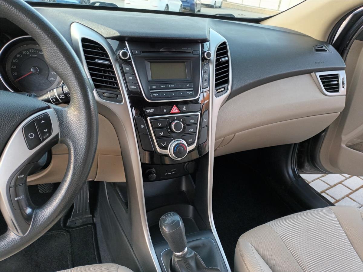 Hyundai i30 Hatchback 1,6 l 88 kw