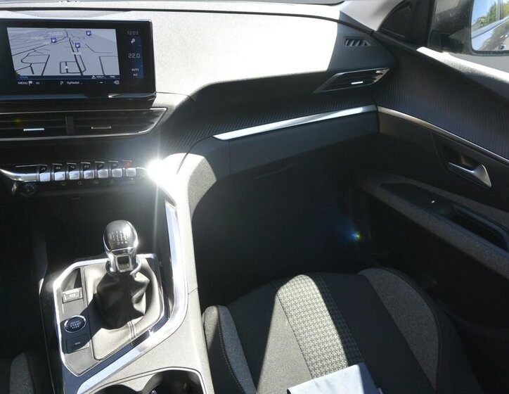 Peugeot 3008 SUV / Terénní 1,2 l 96 kw