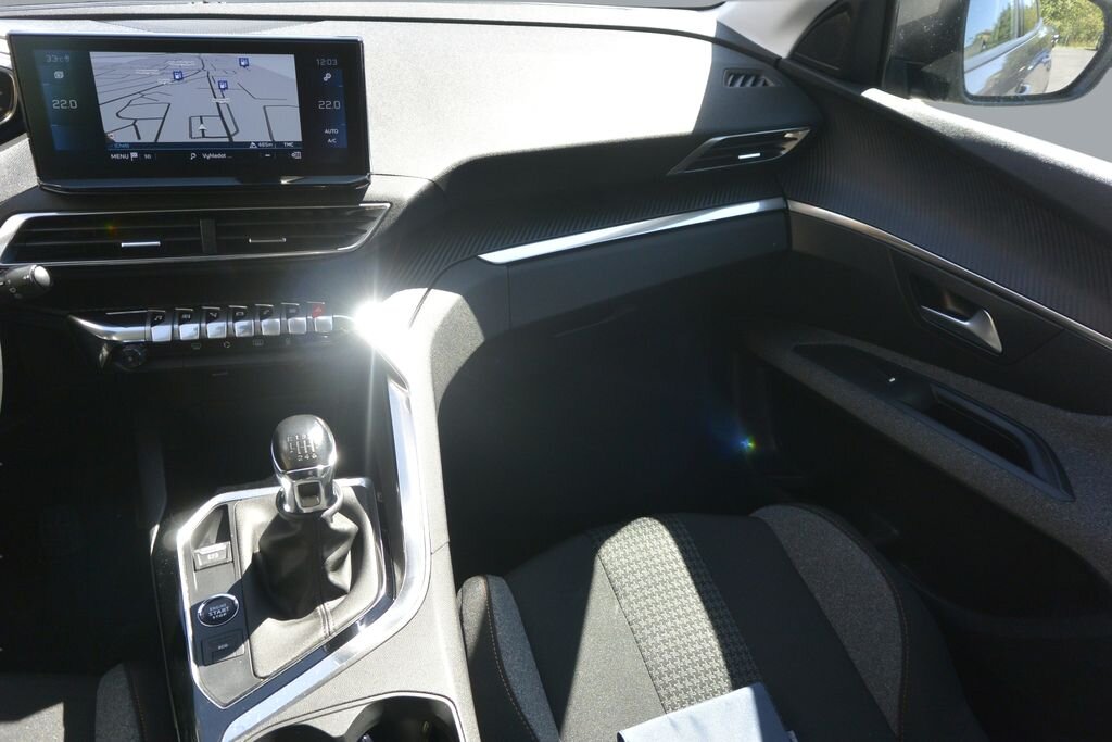 Peugeot 3008 SUV / Terénní 1,2 l 96 kw