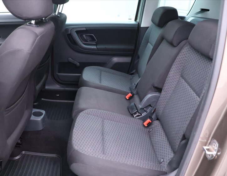 Škoda Roomster MPV 1,2 l 63 kw