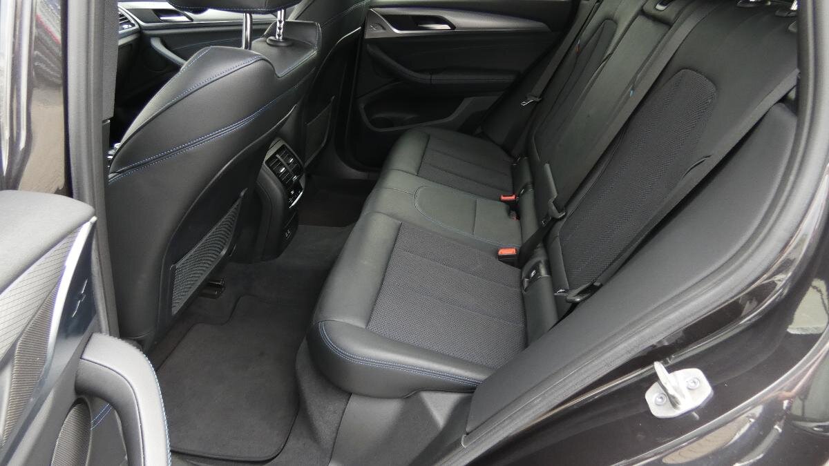 BMW X3 SUV / Terénní 2,0 l 140 kw