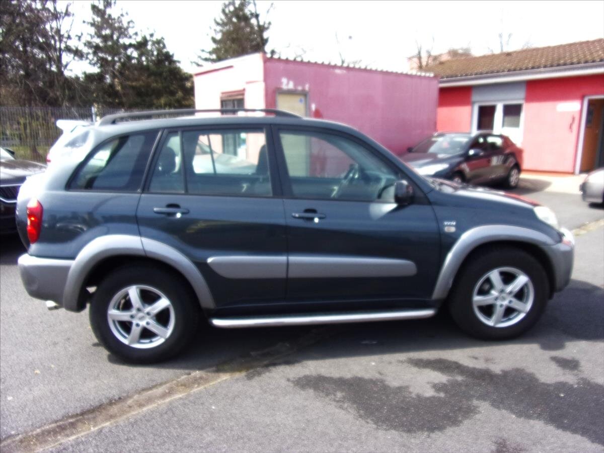 Toyota RAV4 Skříň 2,0 l 110 kw