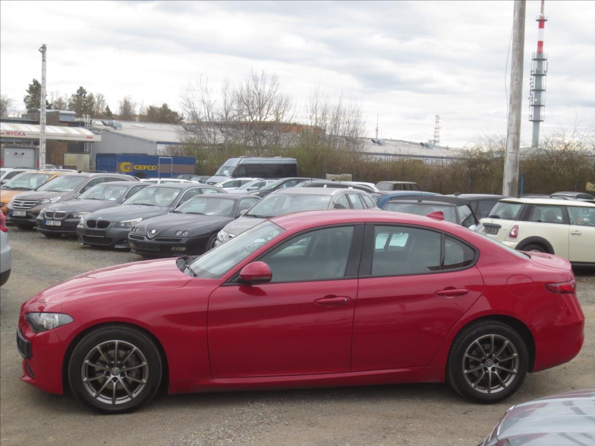 Alfa Romeo Giulia Sedan 2,1 l 110 kw
