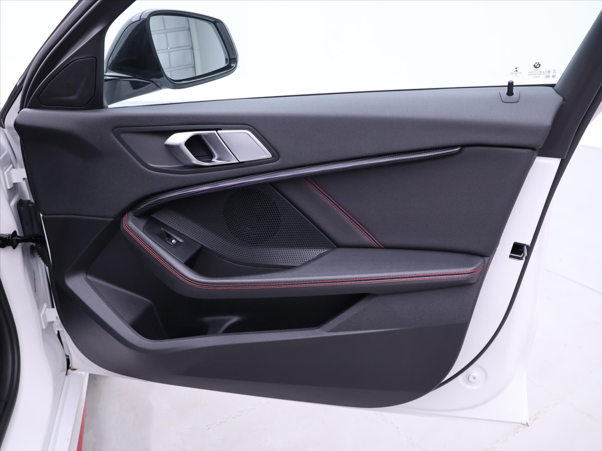 BMW Řada 1 Hatchback 2,0 l 195 kw