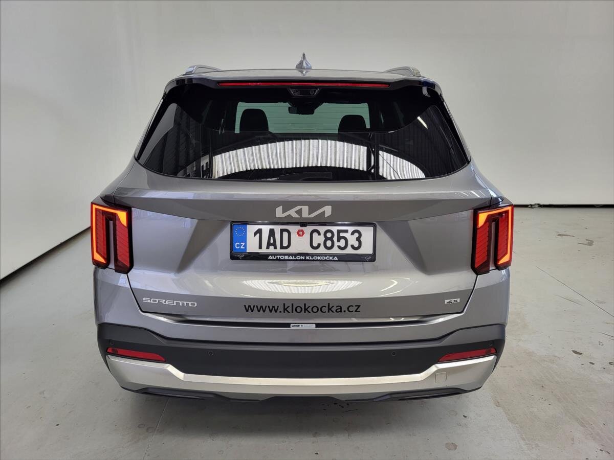 KIA Sorento SUV / Terénní 2,2 l 142 kw
