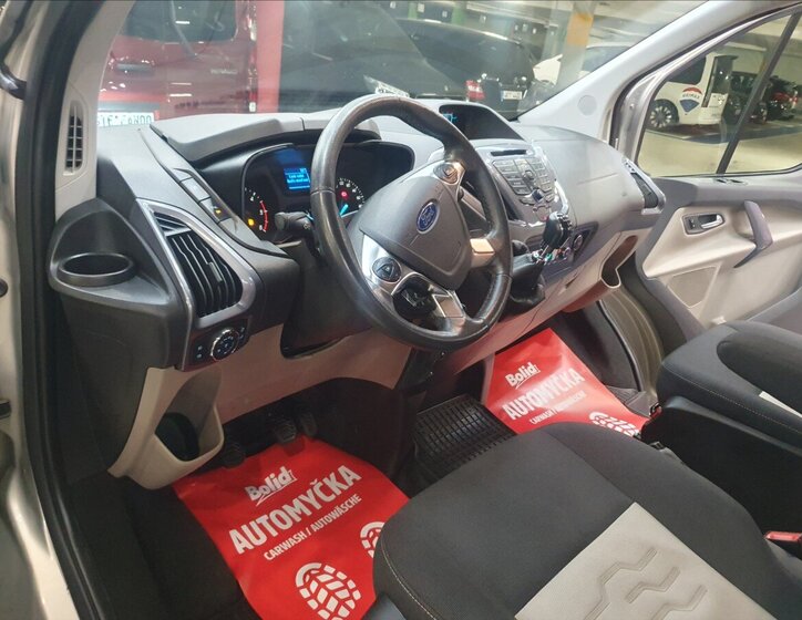 Ford Tourneo Custom Kombi 2,2 l 92 kw
