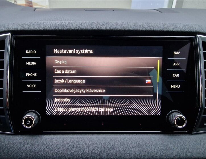 Škoda Karoq SUV / Terénní 2,0 l 110 kw