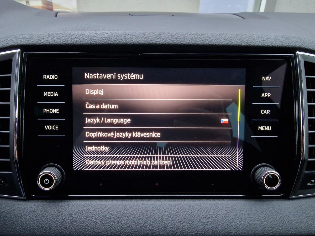 Škoda Karoq SUV / Terénní 2,0 l 110 kw