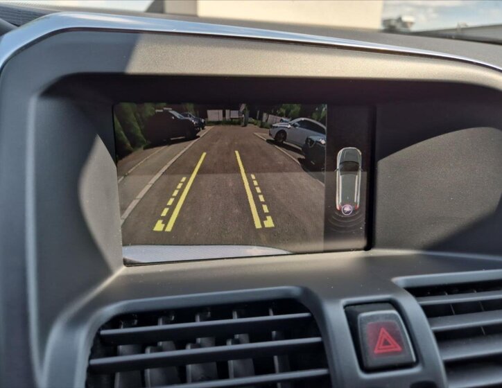 Volvo XC60 SUV 2,4 l 140 kw