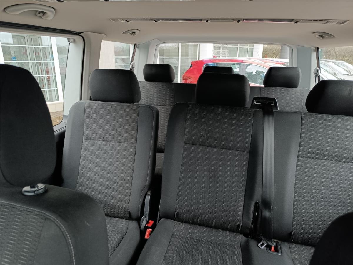 Volkswagen Caravelle MPV 2,0 l 110 kw