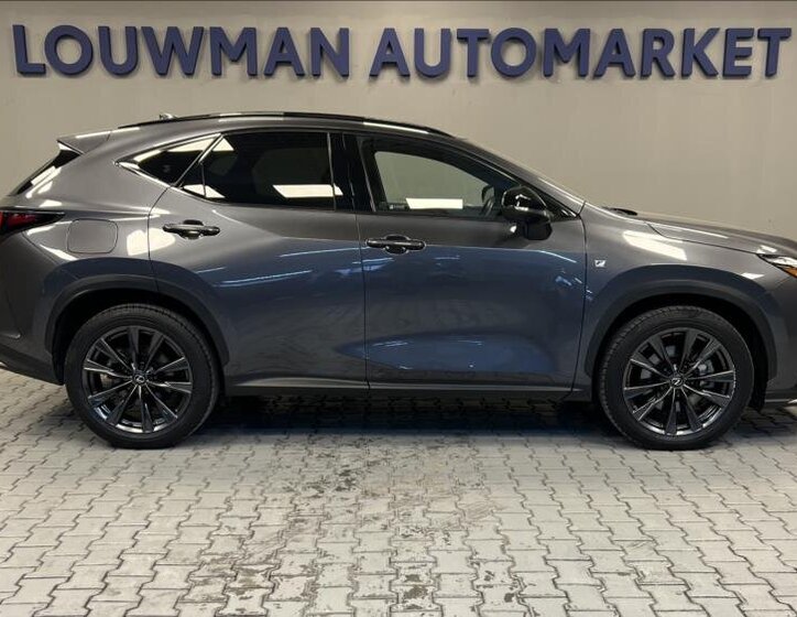 Lexus NX 450h plus SUV 2,5 l 227 kw