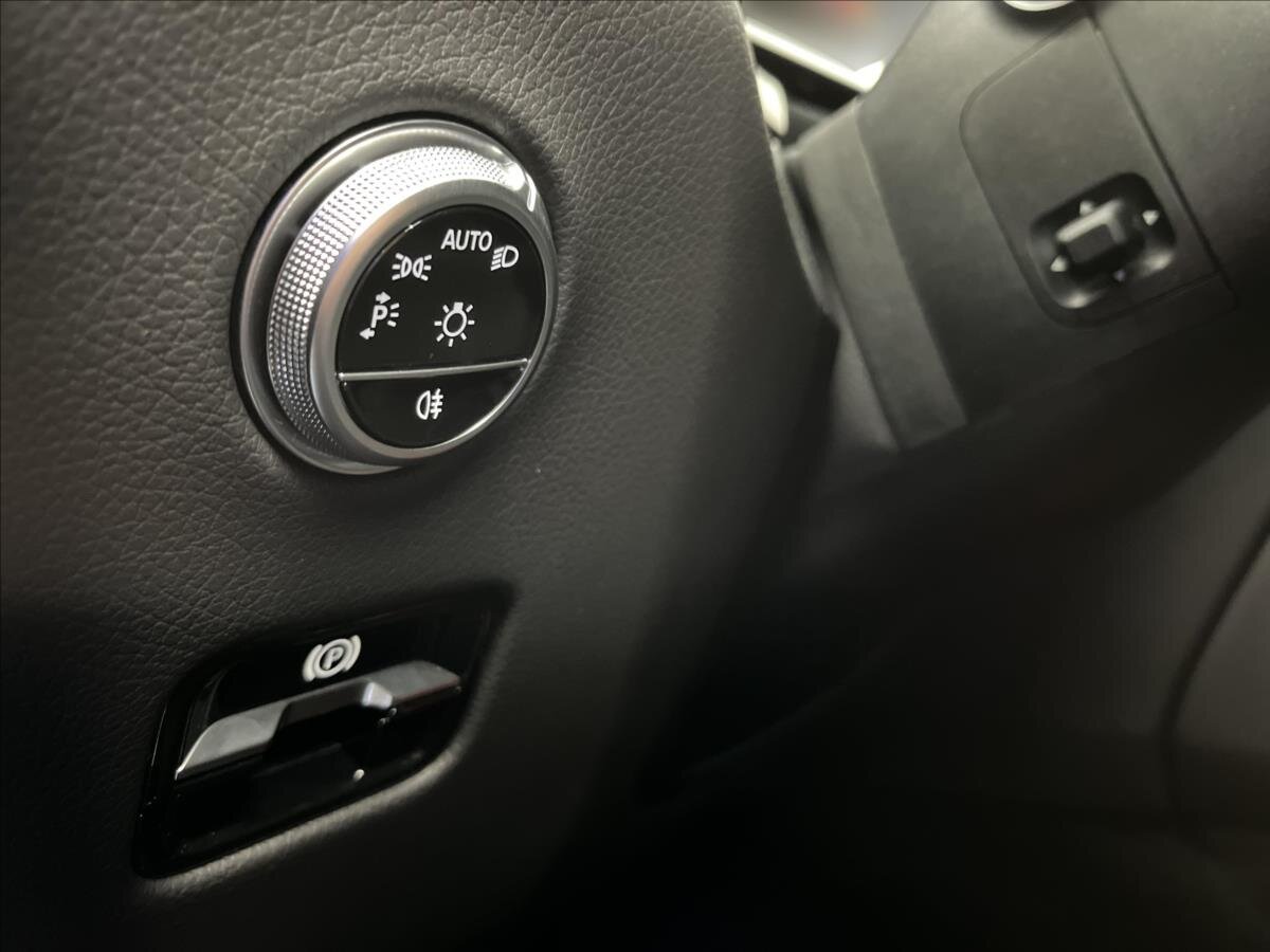 Mercedes-Benz GLC SUV 2,0 l 150 kw