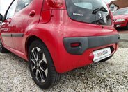 Peugeot 107 Hatchback 998,0 50 kw