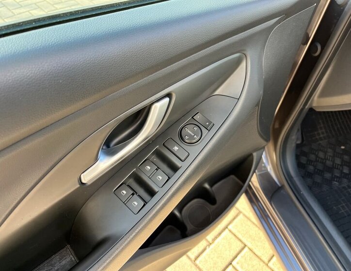 Hyundai i30 Hatchback 998,0 88 kw