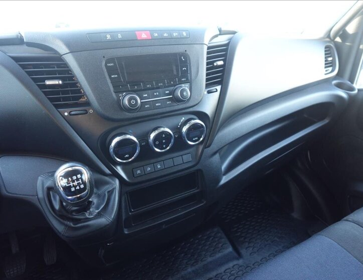 Iveco Daily Ostatní 2,3 l 100 kw